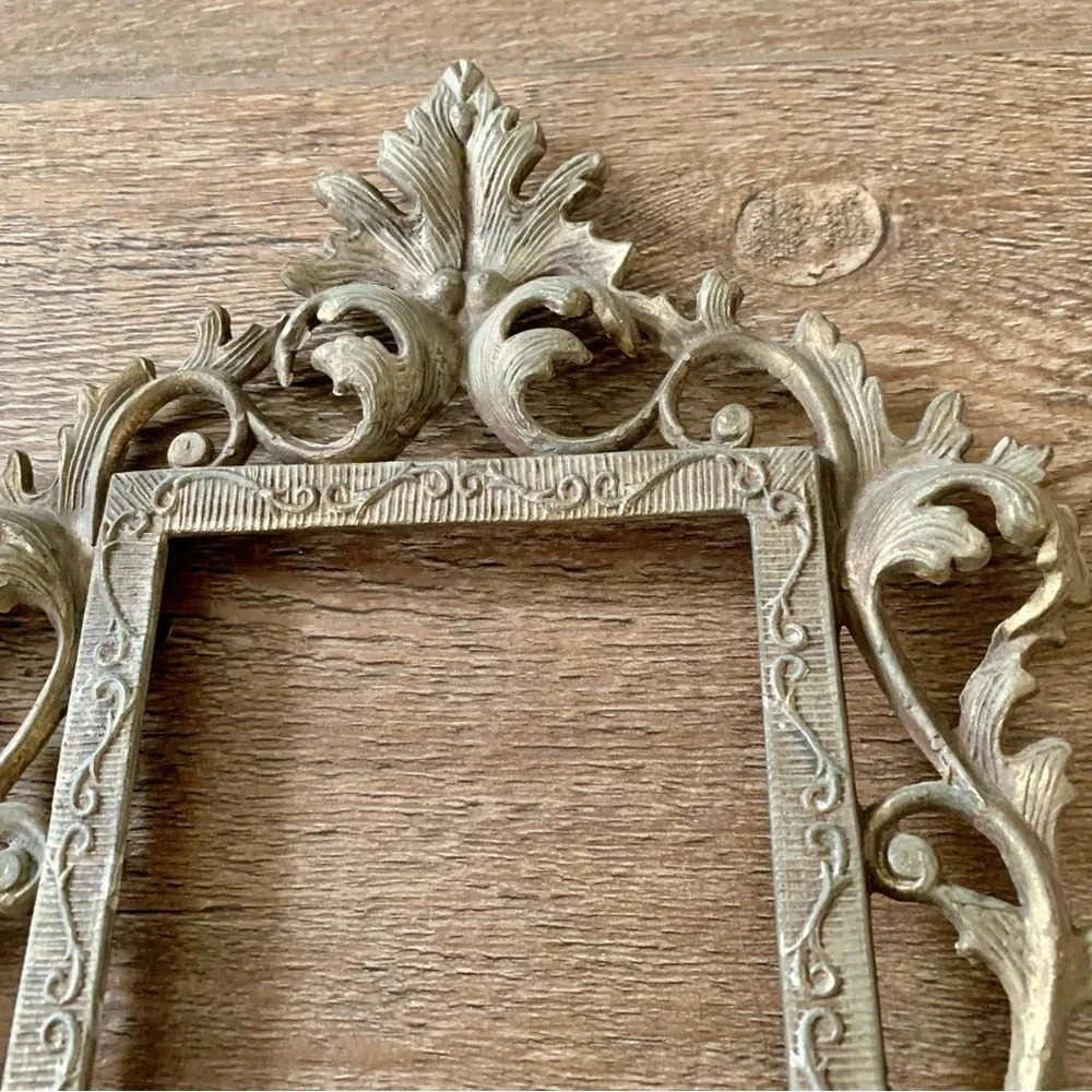 Vintage Victorian Free Standing Brass  Victorian Picture Frame